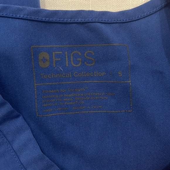 Figs Denim color scrub set - Picture 7 of 8